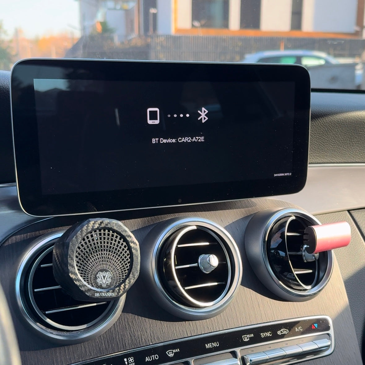 Bluetooth adapter for Android Auto and Apple CarPlay